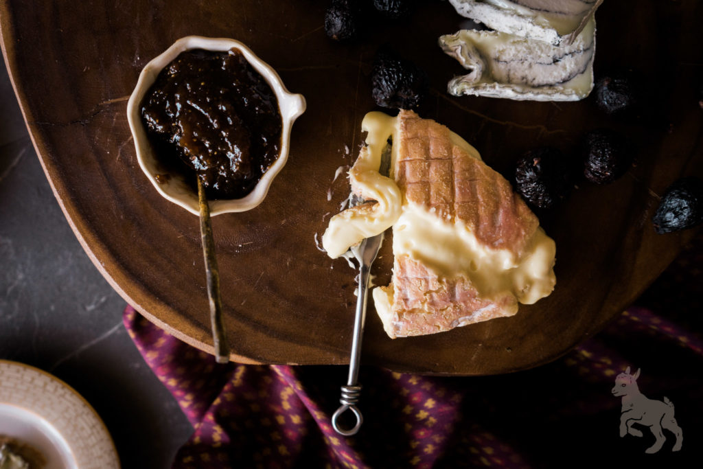 Oma with port wine fig spread. Sophisticated, yet comforting! An American cheese and fig blogger party! By Vero Kherian for misscheesemonger.com.